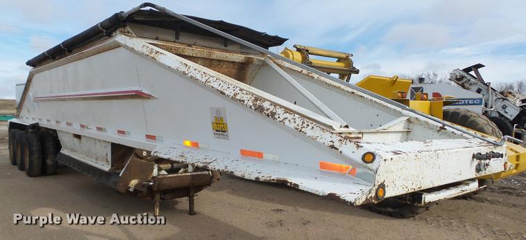 image for item DA0513 1997 Road Master G420 bottom dump trailer