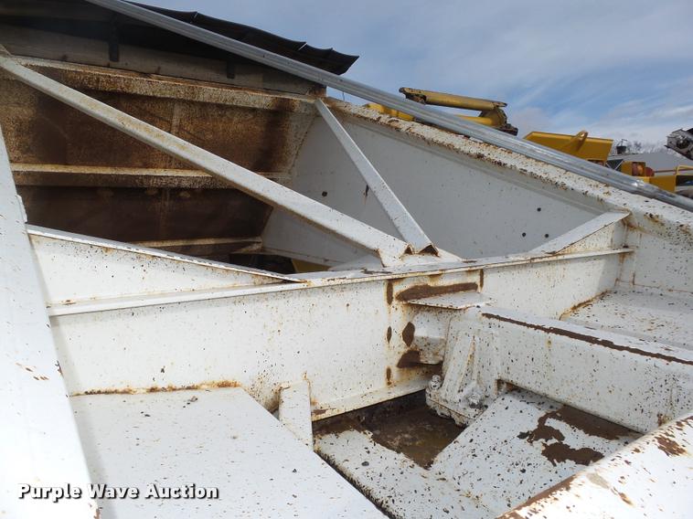 image for item DA0513 1997 Road Master G420 bottom dump trailer