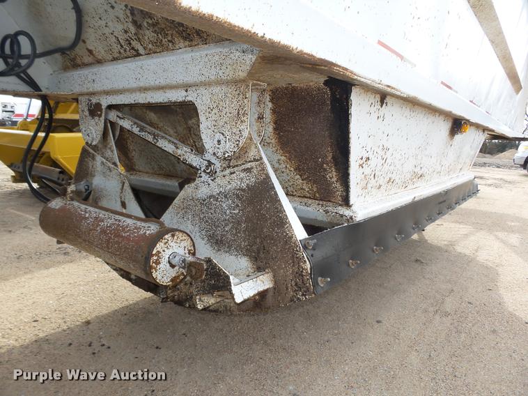image for item DA0513 1997 Road Master G420 bottom dump trailer