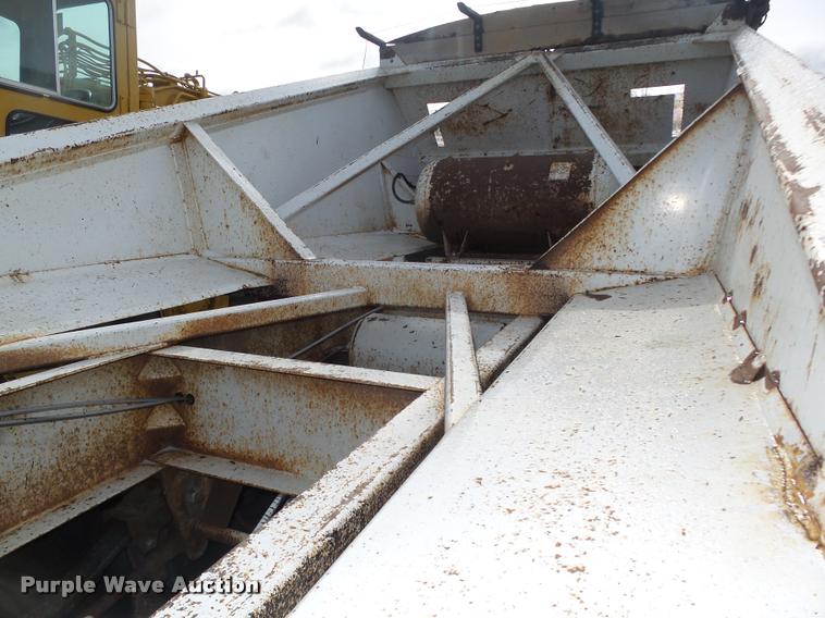 image for item DA0513 1997 Road Master G420 bottom dump trailer