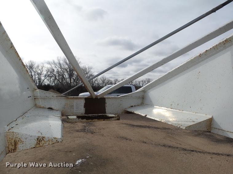 image for item DA0513 1997 Road Master G420 bottom dump trailer