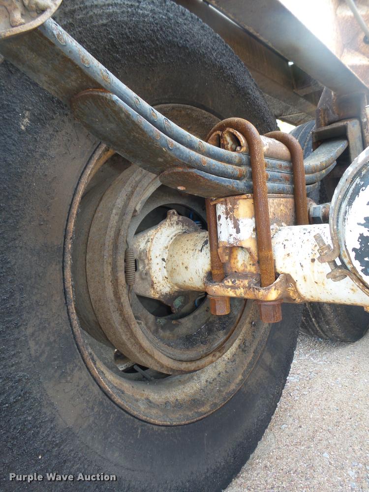 image for item DA0513 1997 Road Master G420 bottom dump trailer