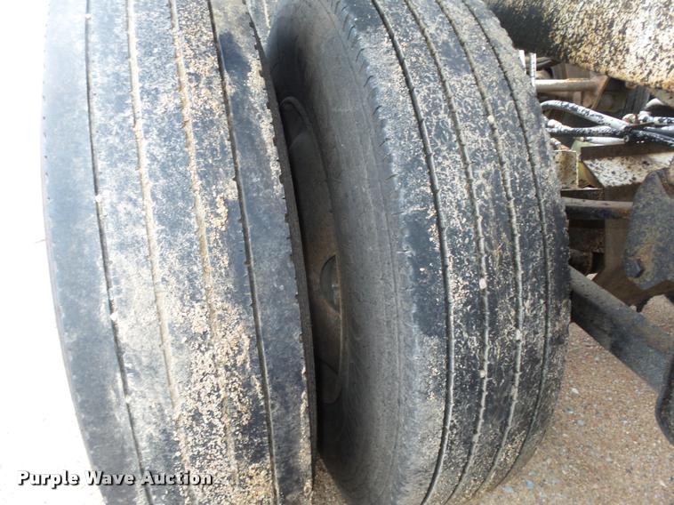 image for item DA0513 1997 Road Master G420 bottom dump trailer