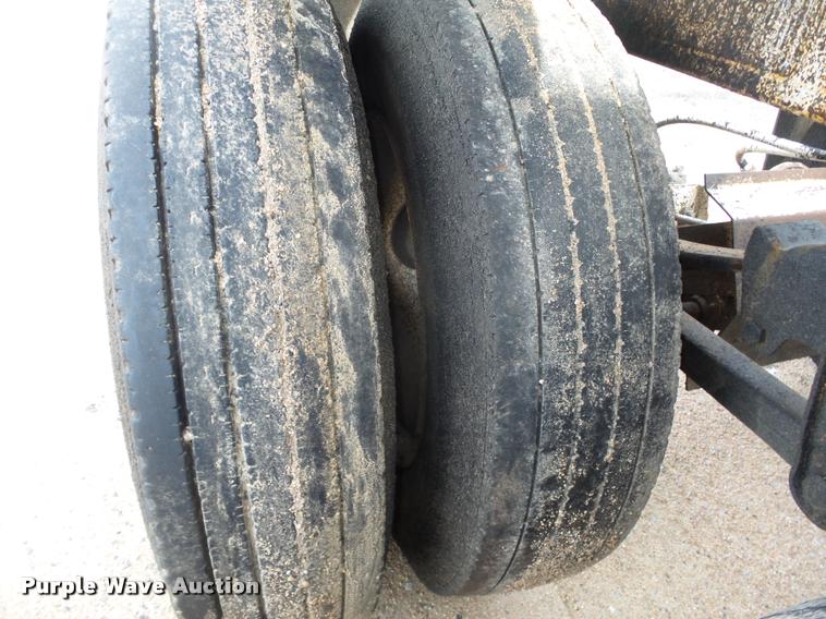 image for item DA0513 1997 Road Master G420 bottom dump trailer