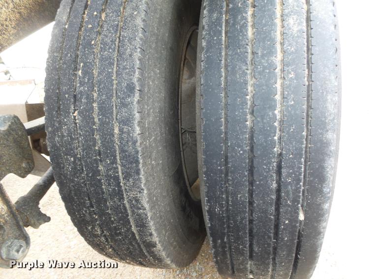 image for item DA0513 1997 Road Master G420 bottom dump trailer