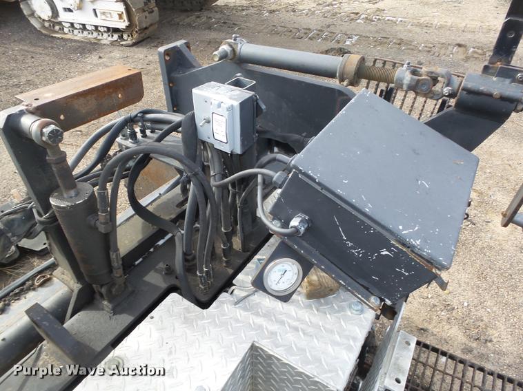image for item DA0515 Carlson CEZ1V1019 asphalt screed attachment