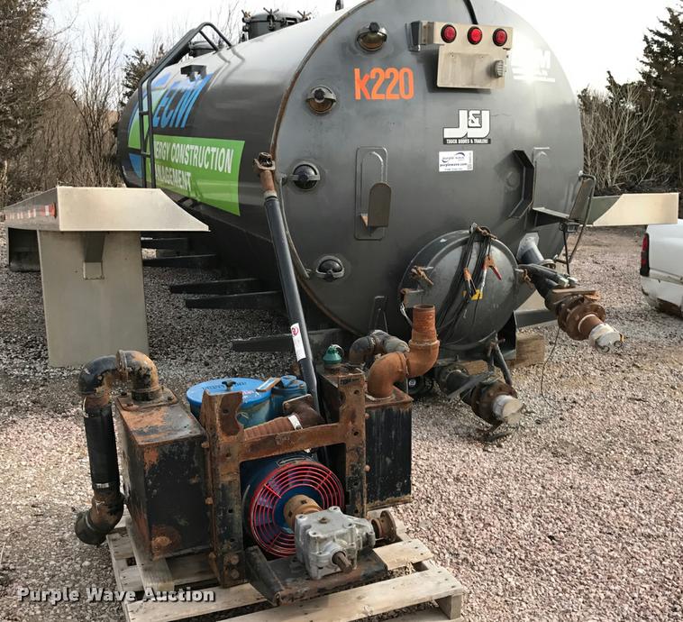 image for item DA0516 J&J vacuum tank attachment