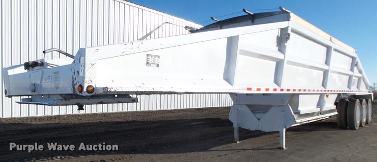 image for item DA0519 2013 Dakota 4300BDT bottom dump trailer
