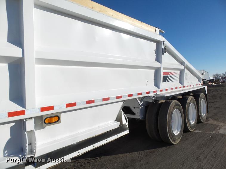 image for item DA0519 2013 Dakota 4300BDT bottom dump trailer