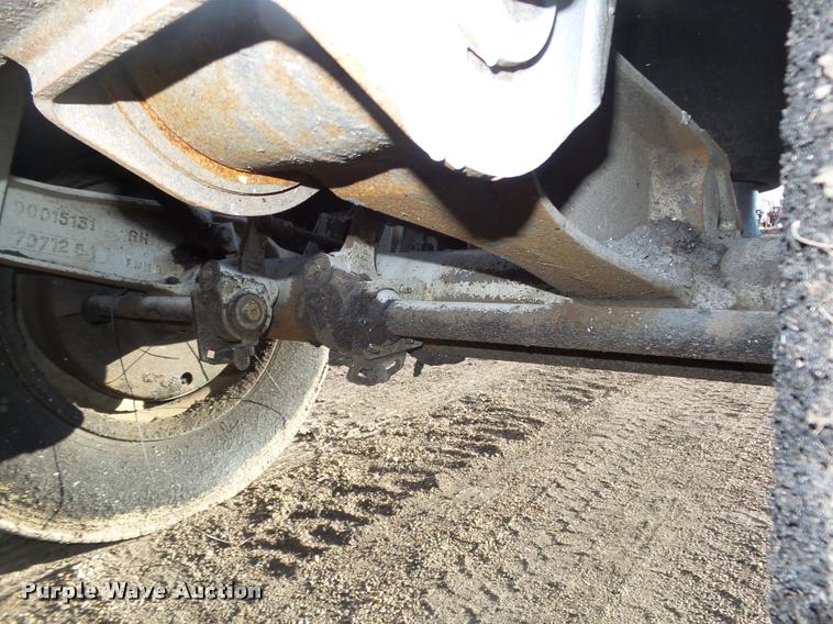 image for item DA0519 2013 Dakota 4300BDT bottom dump trailer