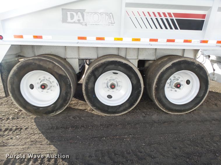 image for item DA0519 2013 Dakota 4300BDT bottom dump trailer