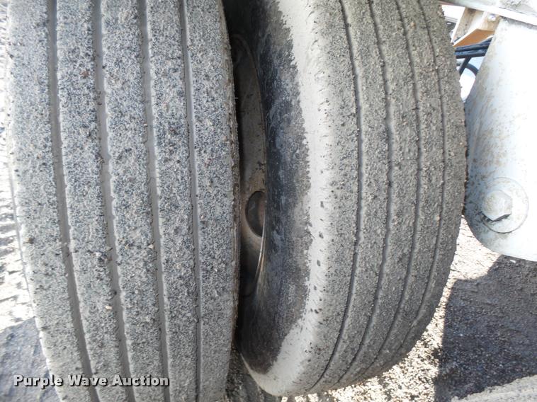 image for item DA0519 2013 Dakota 4300BDT bottom dump trailer