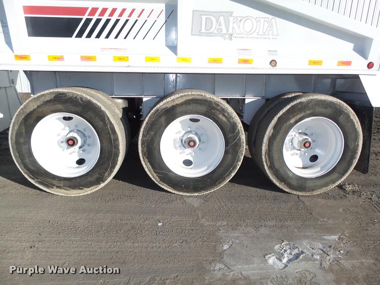 image for item DA0519 2013 Dakota 4300BDT bottom dump trailer
