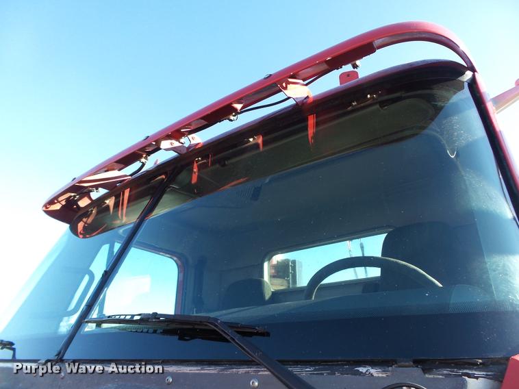 image for item DA0520 2007 Freightliner Columbia semi truck