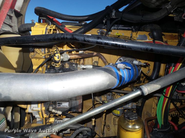 image for item DA0520 2007 Freightliner Columbia semi truck