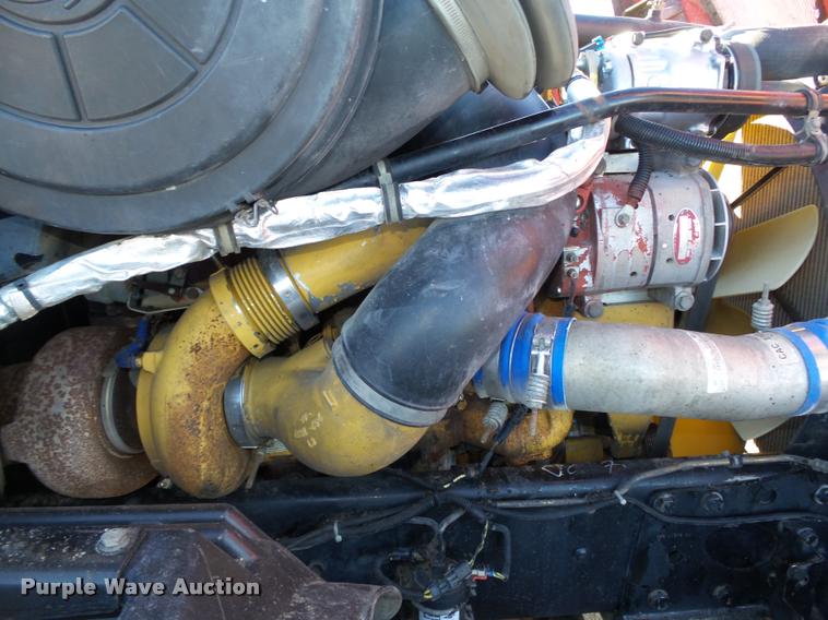 image for item DA0520 2007 Freightliner Columbia semi truck