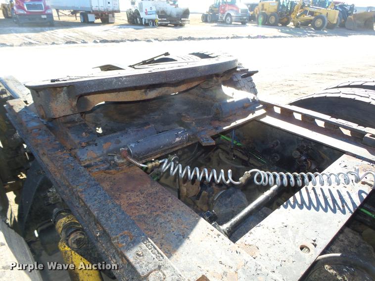 image for item DA0520 2007 Freightliner Columbia semi truck