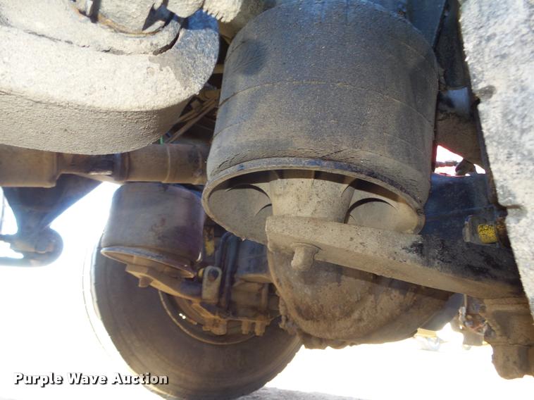 image for item DA0520 2007 Freightliner Columbia semi truck