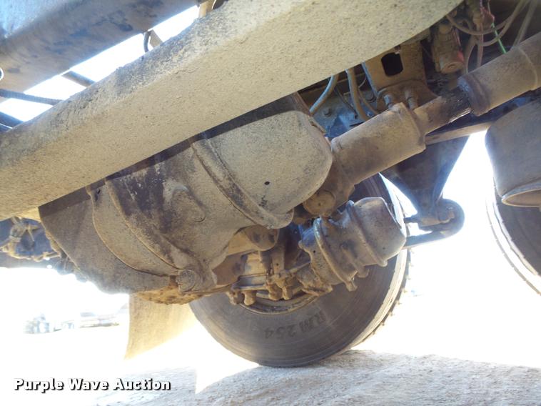 image for item DA0520 2007 Freightliner Columbia semi truck