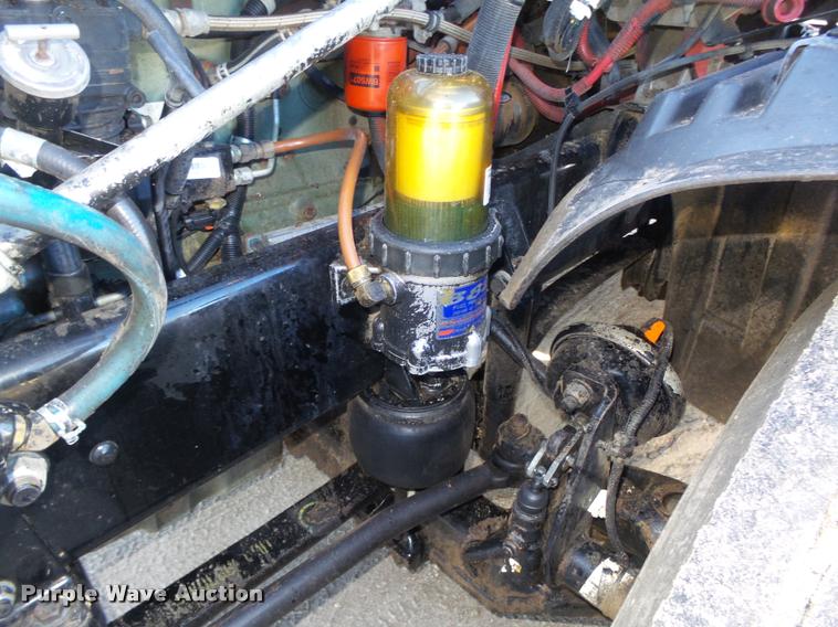 image for item DA0521 2006 Freightliner Columbia semi truck