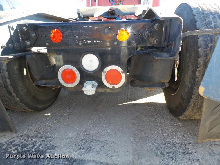 image for item DA0521 2006 Freightliner Columbia semi truck