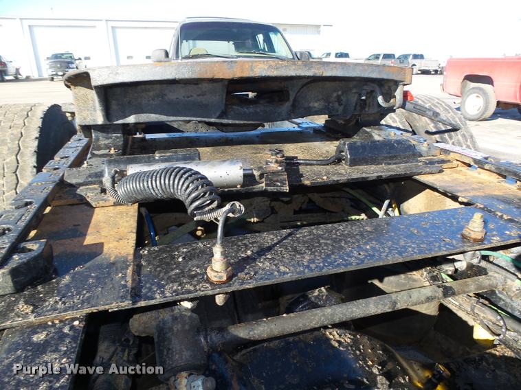 image for item DA0521 2006 Freightliner Columbia semi truck