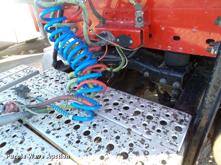 image for item DA0521 2006 Freightliner Columbia semi truck