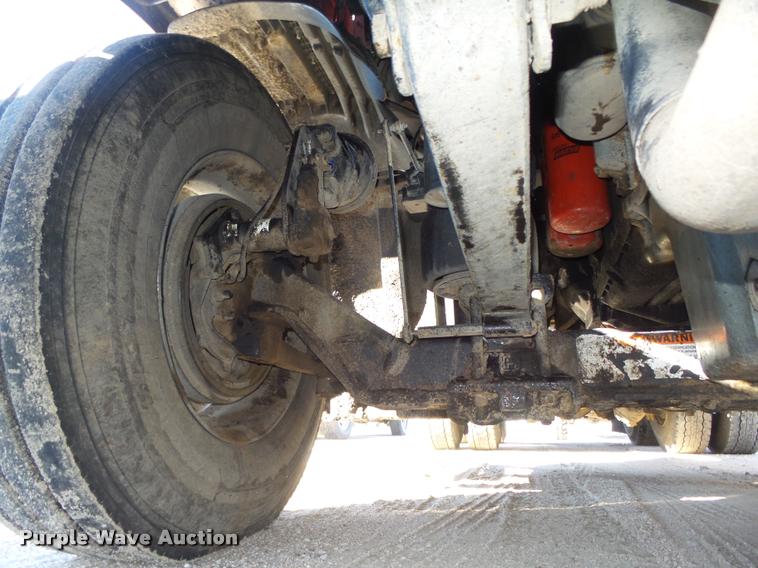 image for item DA0521 2006 Freightliner Columbia semi truck