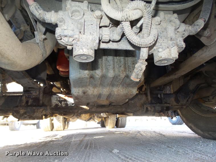 image for item DA0521 2006 Freightliner Columbia semi truck