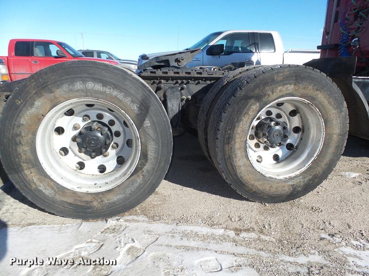 image for item DA0521 2006 Freightliner Columbia semi truck