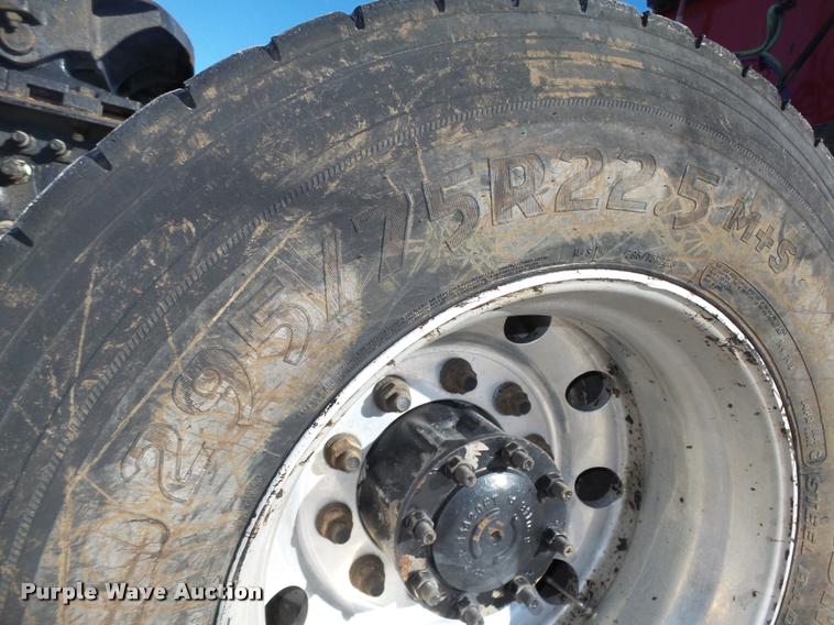 image for item DA0521 2006 Freightliner Columbia semi truck