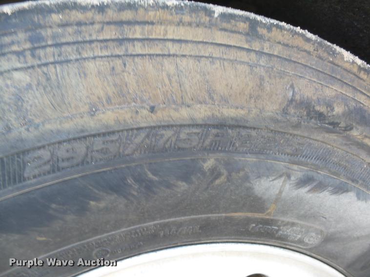 image for item DA0521 2006 Freightliner Columbia semi truck