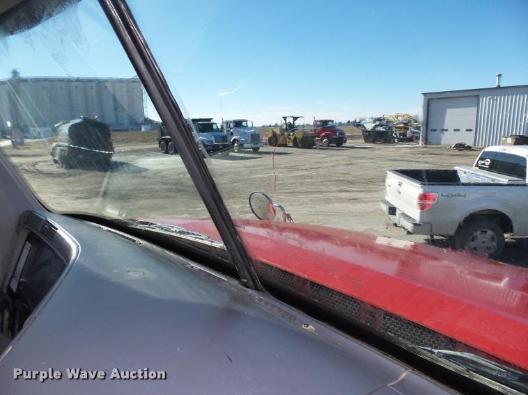 image for item DA0522 2006 Freightliner Columbia semi truck