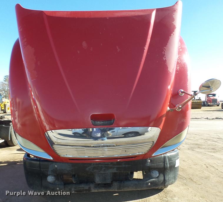 image for item DA0522 2006 Freightliner Columbia semi truck