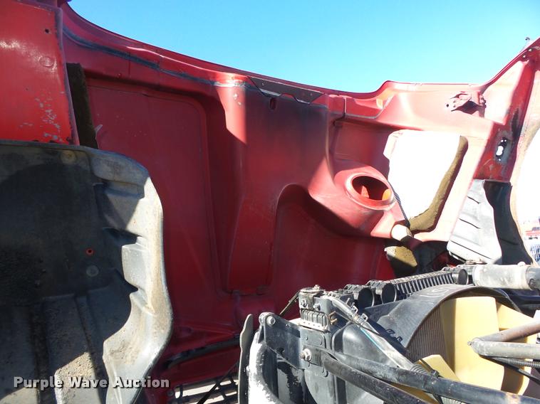 image for item DA0522 2006 Freightliner Columbia semi truck