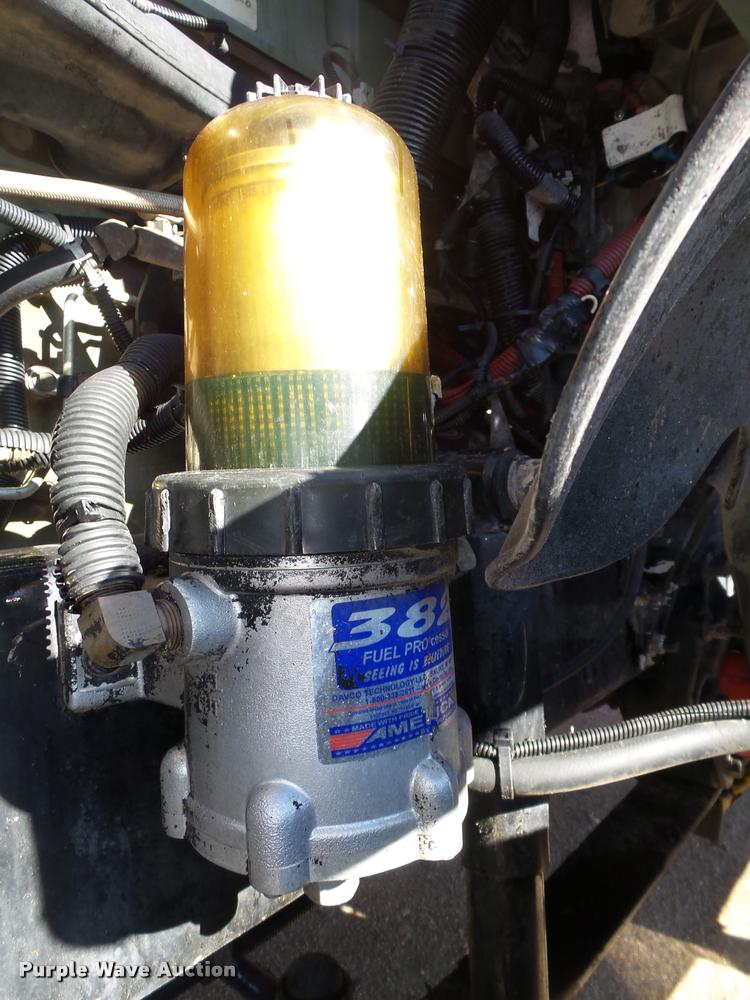 image for item DA0522 2006 Freightliner Columbia semi truck