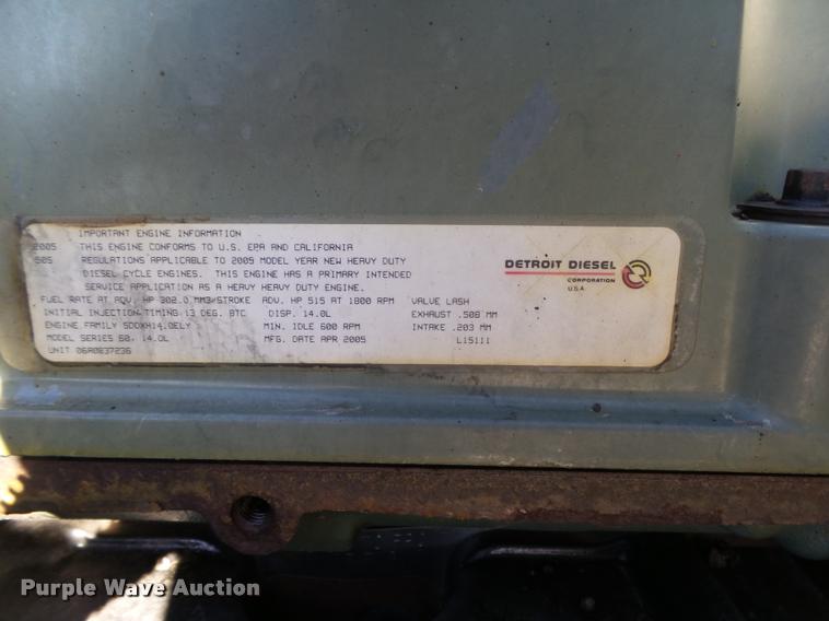 image for item DA0522 2006 Freightliner Columbia semi truck