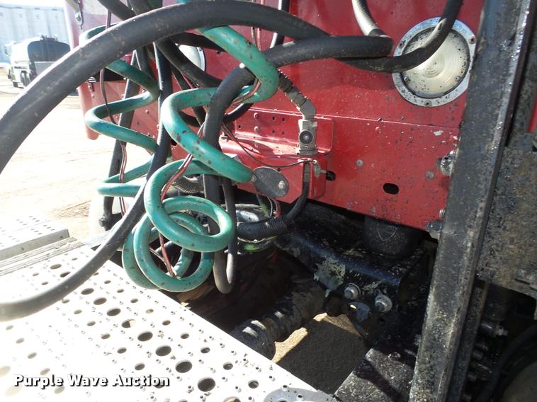 image for item DA0522 2006 Freightliner Columbia semi truck