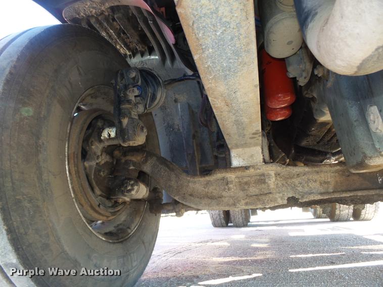 image for item DA0522 2006 Freightliner Columbia semi truck