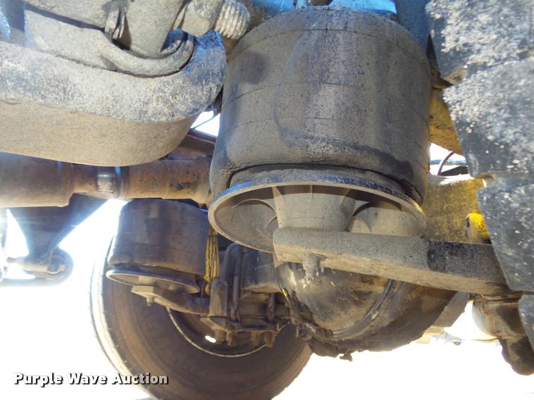 image for item DA0522 2006 Freightliner Columbia semi truck