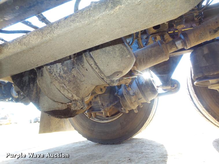 image for item DA0522 2006 Freightliner Columbia semi truck