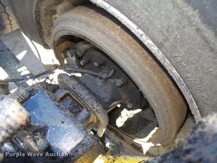 image for item DA0522 2006 Freightliner Columbia semi truck