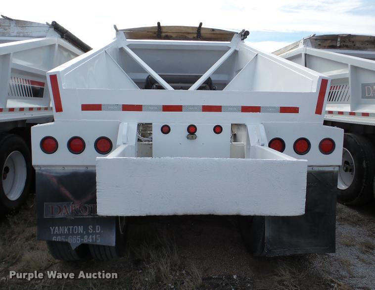 image for item DA7271 2013 Dakota 4300BDT bottom dump trailer