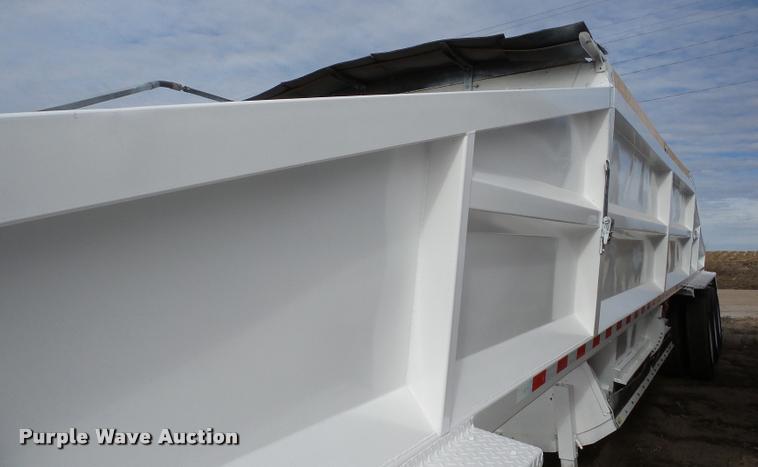 image for item DA7271 2013 Dakota 4300BDT bottom dump trailer