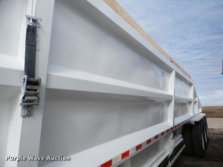 image for item DA7271 2013 Dakota 4300BDT bottom dump trailer