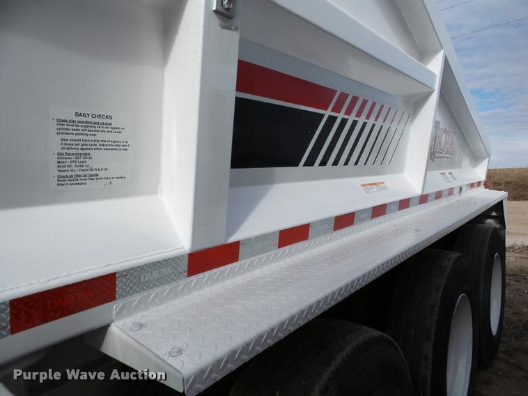 image for item DA7271 2013 Dakota 4300BDT bottom dump trailer
