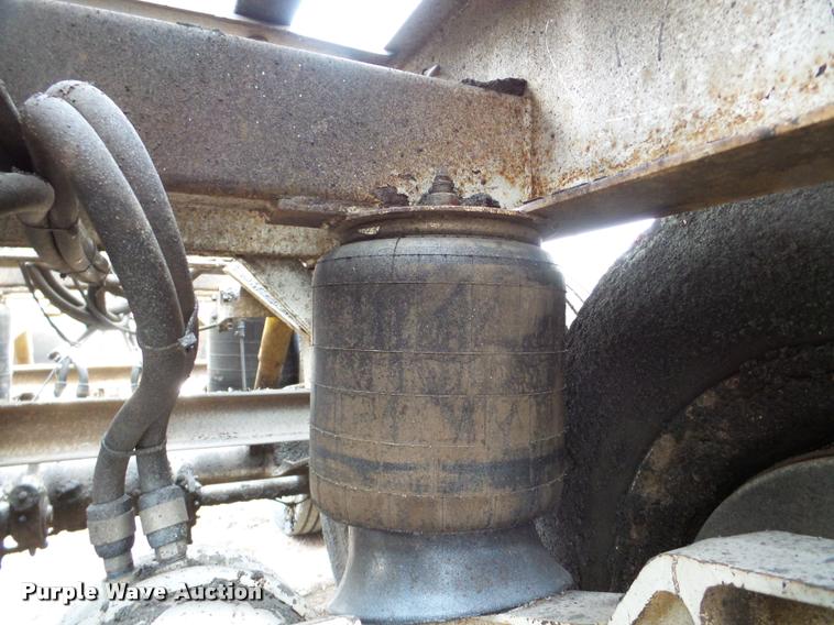 image for item DA7271 2013 Dakota 4300BDT bottom dump trailer