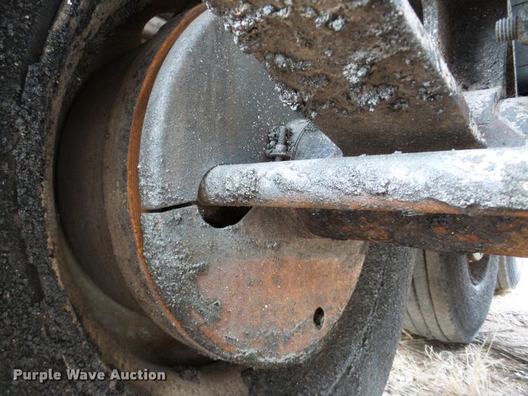 image for item DA7271 2013 Dakota 4300BDT bottom dump trailer