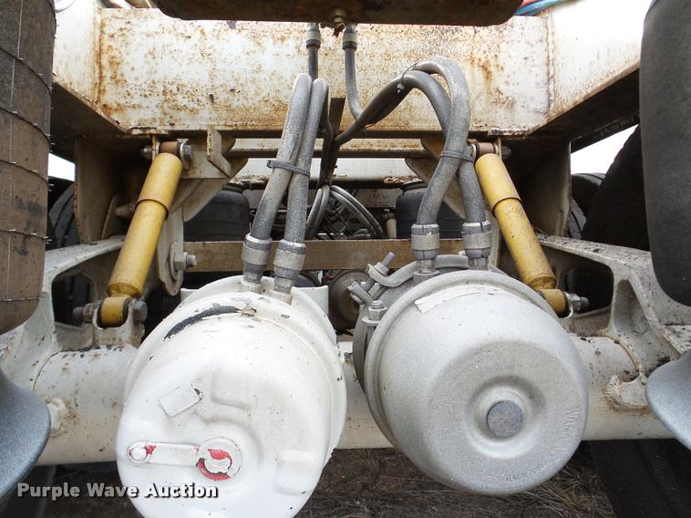 image for item DA7271 2013 Dakota 4300BDT bottom dump trailer