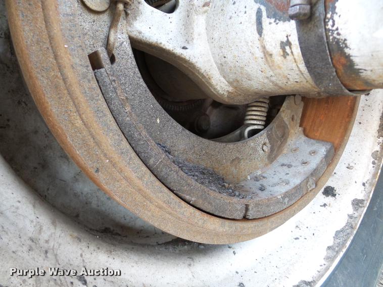 image for item DA7271 2013 Dakota 4300BDT bottom dump trailer